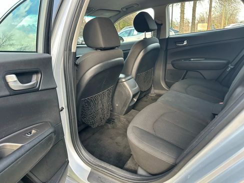 Used 2020 Kia Optima LX image 11