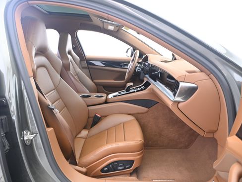Certified 2023 Porsche Panamera 4S AWD/4WD image 23