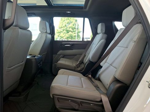 New 2026 Chevrolet Tahoe Z71 w/ Comfort Package AWD/4WD image 6