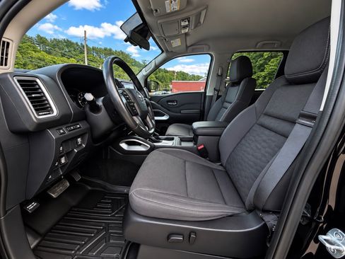 Used 2023 Nissan Frontier SV w/ SV Convenience Package AWD/4WD image 11