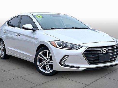 Used 2017 Hyundai Elantra Limited FWD image 3