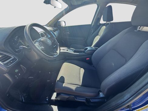 Used 2019 Honda HR-V EX image 18