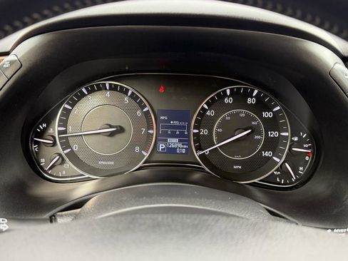 Used 2019 Nissan Armada SL w/ Premium Package image 18