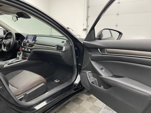 Used 2021 Honda Accord LX image 26