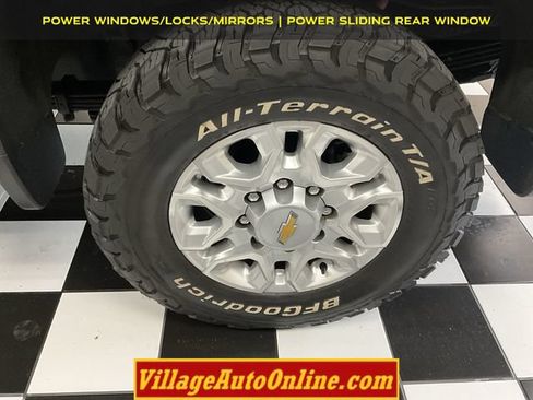 Used 2024 Chevrolet Silverado 2500 LT AWD/4WD image 10