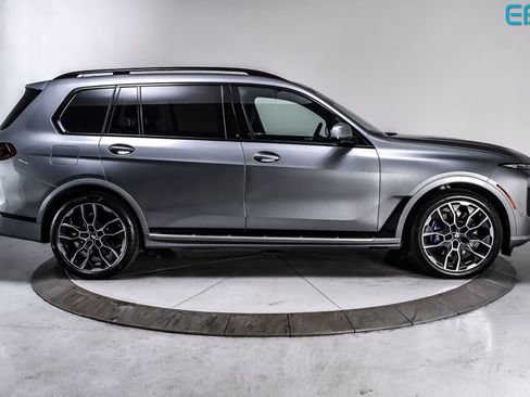 Used 2023 BMW X7 xDrive40i w/ Executive Package AWD/4WD image 7