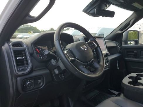 New 2025 RAM 4500 Tradesman image 23
