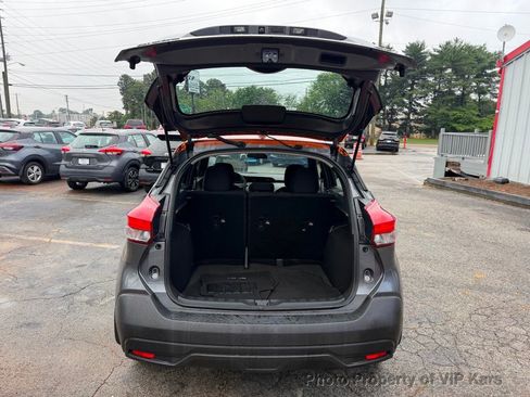 Used 2019 Nissan Kicks SV FWD image 26