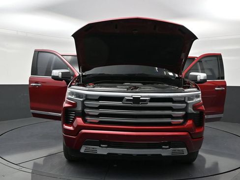 Used 2024 Chevrolet Silverado 1500 High Country RWD image 33