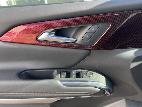 Used 2025 Chevrolet Traverse Z71 w/ Driver Confidence Package image 10