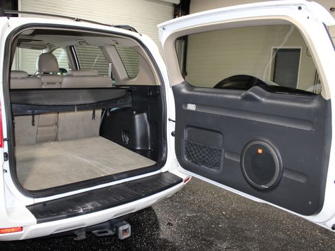 Used 2010 Toyota RAV4 Limited FWD image 35