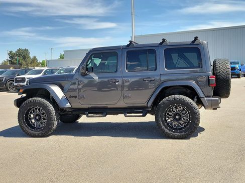 Used 2020 Jeep Wrangler Unlimited Sahara AWD/4WD image 6