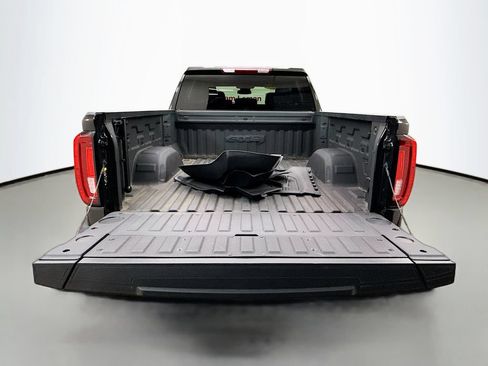 Used 2023 GMC Sierra 1500 AT4 AWD/4WD image 30
