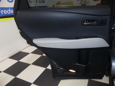 Used 2013 Lexus RX 350 AWD w/ Premium Pkg image 27