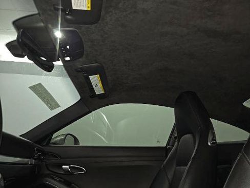 Used 2018 Porsche 911 Carrera RWD image 12