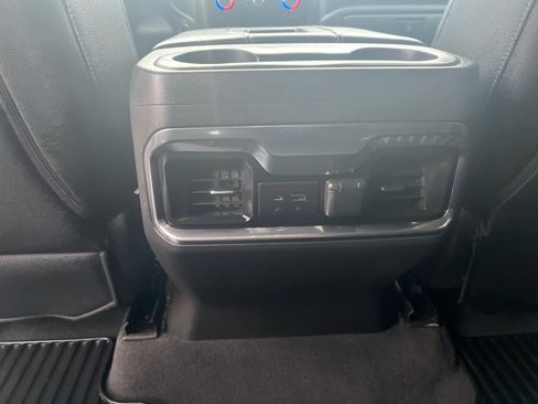 Used 2020 GMC Sierra 1500 Elevation w/ Elevation Value Package image 16