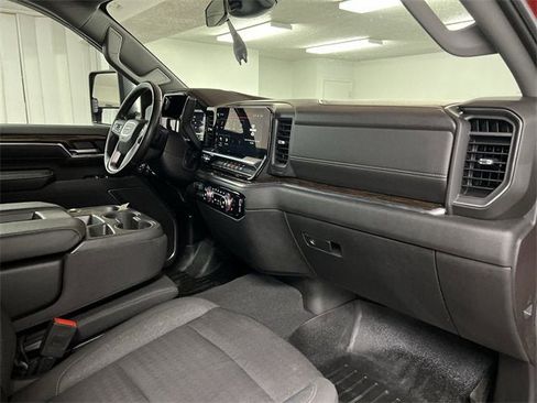 Used 2024 GMC Sierra 2500 SLE w/ SLE Convenience Package image 29