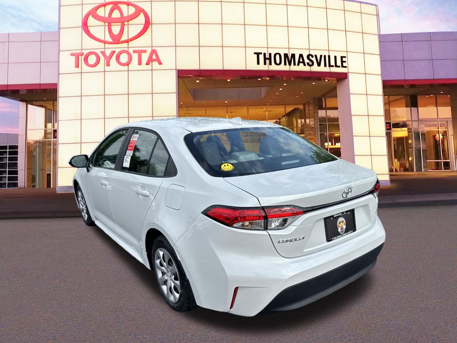 Used 2025 Toyota Corolla LE FWD image 7