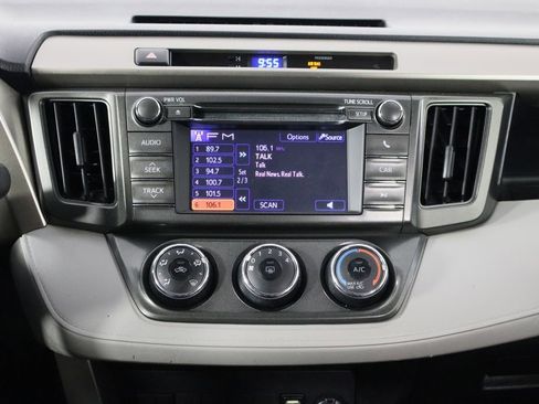 Used 2013 Toyota RAV4 LE image 26