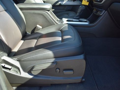 Used 2021 Chevrolet Colorado ZR2 image 8