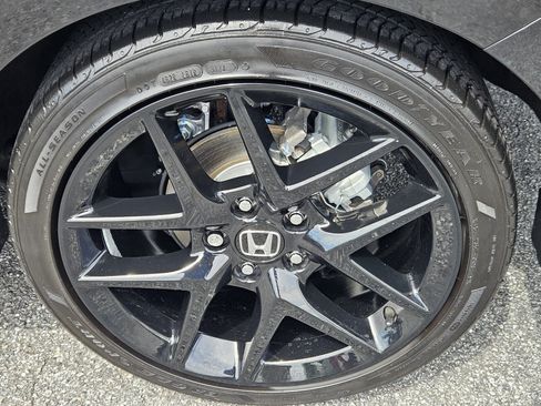 Used 2022 Honda Civic Sport image 9