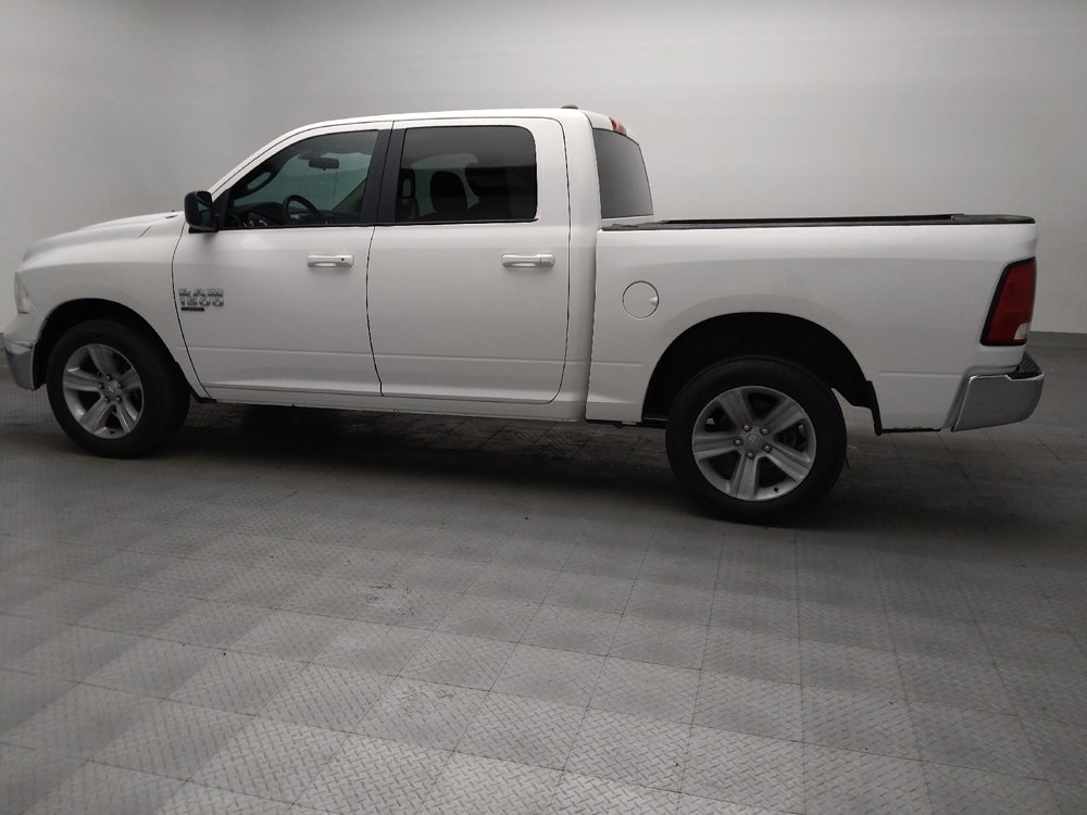 Used 2021 RAM 1500 Classic SLT AWD/4WD image 3
