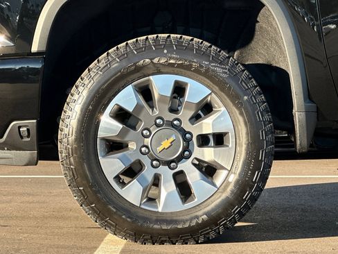 New 2026 Chevrolet Silverado 2500 Custom w/ Custom Value Package image 24