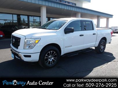 Used 2022 Nissan Titan SV w/ Accessory Utility Package