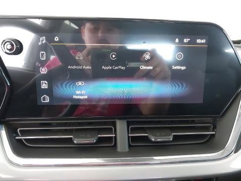 New 2026 Chevrolet Trax LT FWD image 21