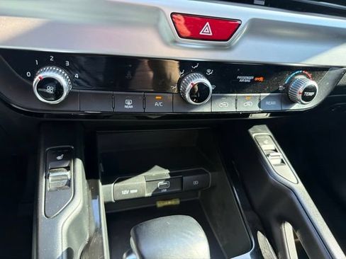 Used 2021 Kia Telluride S AWD/4WD image 16