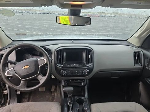 Used 2019 Chevrolet Colorado W/T w/ WT Convenience Package image 5