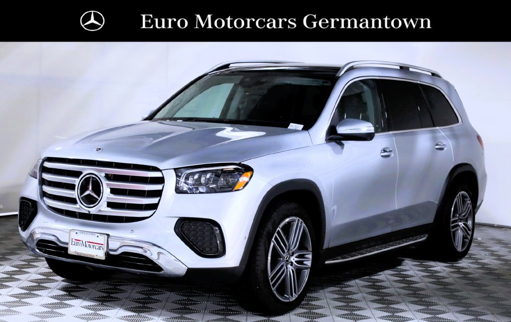 Used 2026 Mercedes-Benz GLS 450 4MATIC image 3