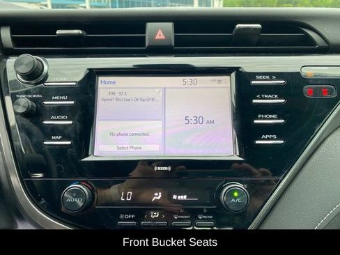 Used 2020 Toyota Camry SE FWD image 12