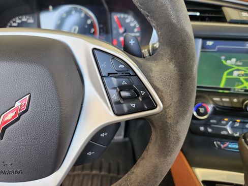 Certified 2018 Chevrolet Corvette Stingray Coupe w/ 2LT Preferred Equipment Group image 31