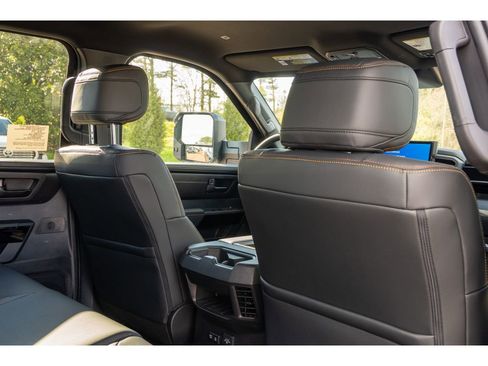 New 2026 Toyota Tundra Platinum image 14