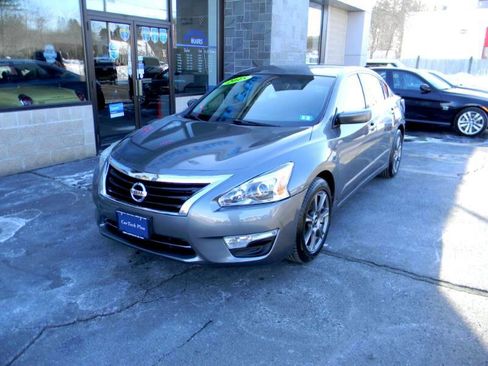 Used 2015 Nissan Altima 2.5 S w/ Power Driver Seat Package image 4