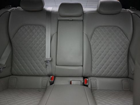 Used 2023 Genesis G70 3.3T w/ Sport Prestige Package RWD image 36