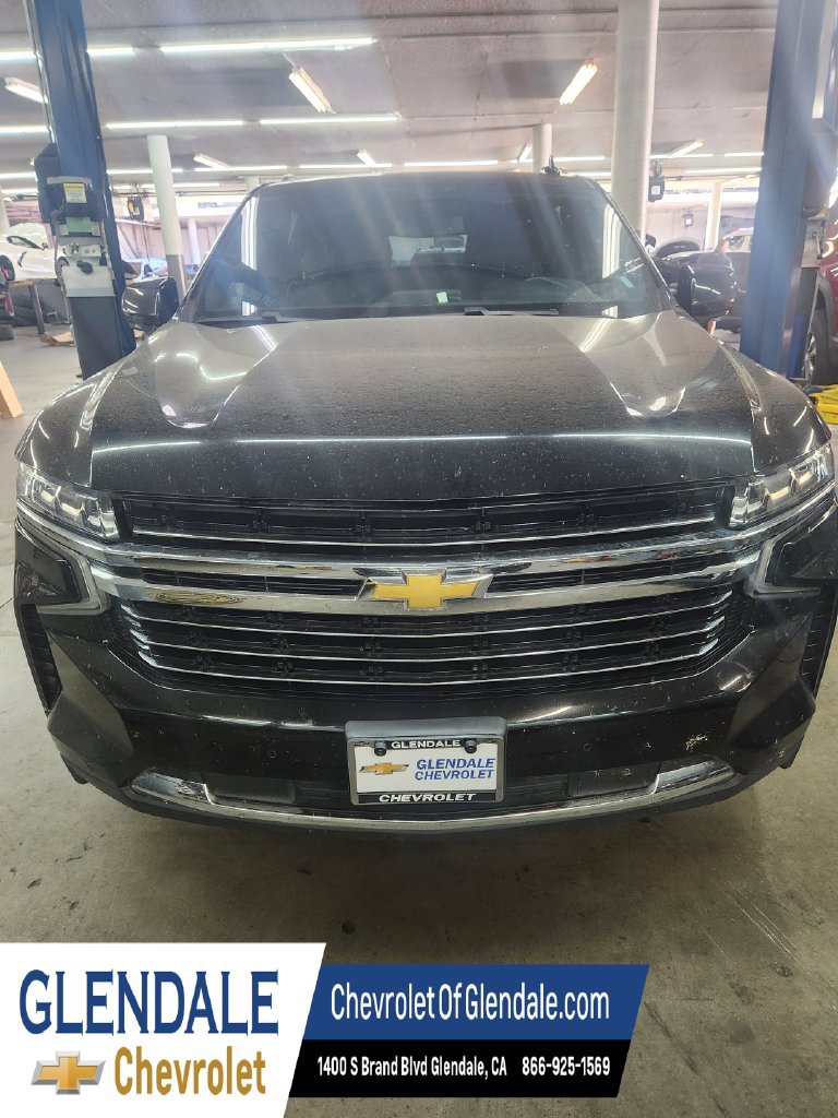 Used 2024 Chevrolet Suburban LT AWD/4WD image 1