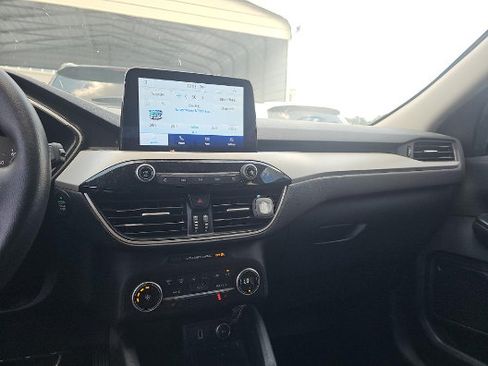 Used 2020 Ford Escape SE FWD image 12