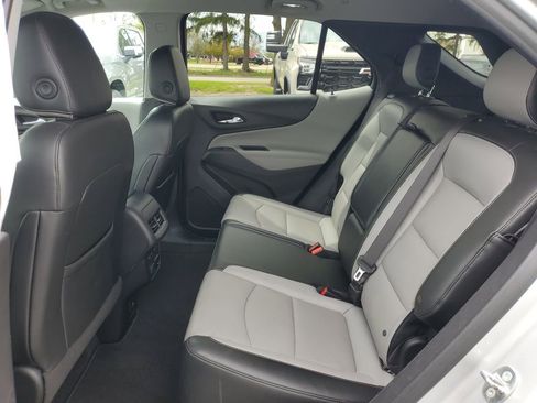 Used 2018 Chevrolet Equinox Premier AWD/4WD image 28