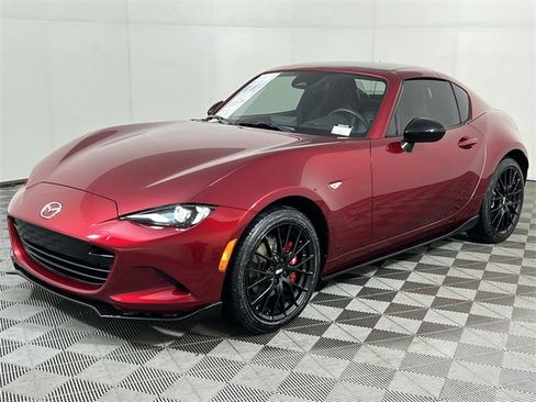 Used 2024 MAZDA MX-5 Miata RF Club w/ Weather Package image 4