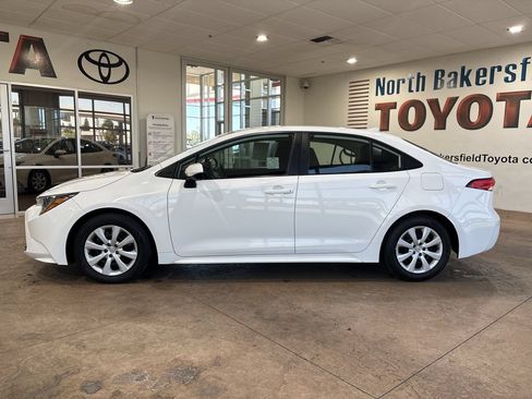 Certified 2024 Toyota Corolla LE FWD image 7