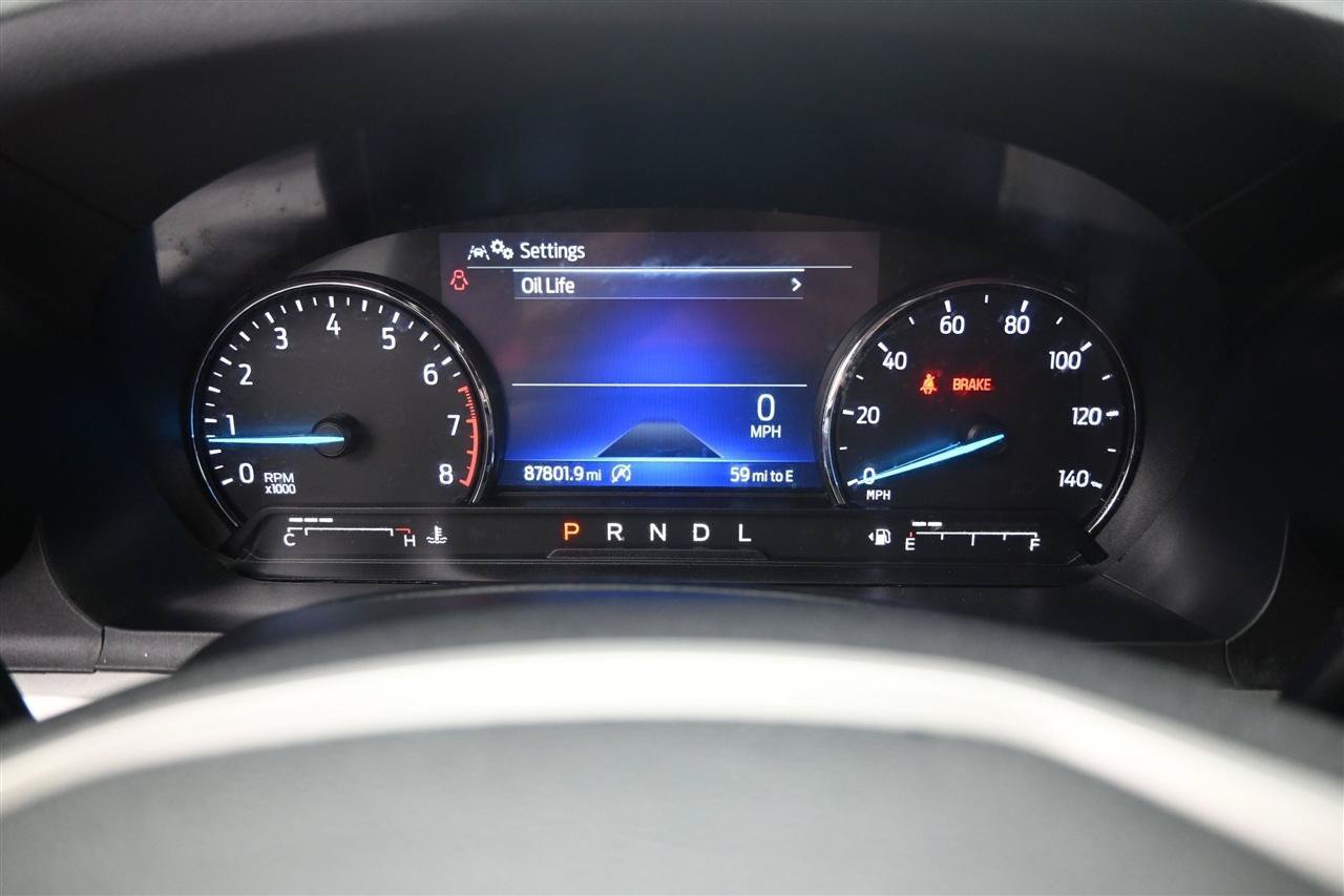 Used 2021 Ford Explorer XLT w/ Equipment Group 202A RWD image 13