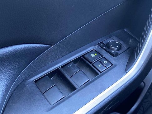 Used 2020 Toyota RAV4 LE image 20