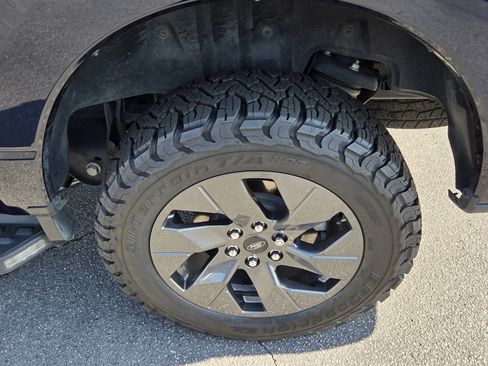 Used 2023 Ford F150 Lightning Lariat AWD/4WD image 10
