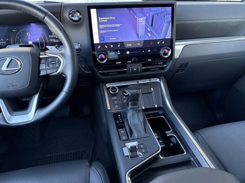 Used 2024 Lexus GX 550 GX 550 Overtrail image 29