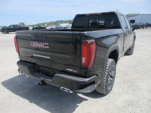New 2026 GMC Sierra 1500 AT4 image 4