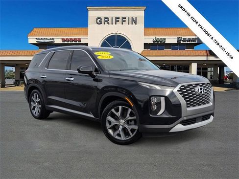 Used 2021 Hyundai Palisade SEL w/ Premium Package image 2