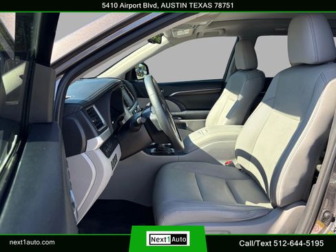 Used 2016 Toyota Highlander Limited Platinum image 17