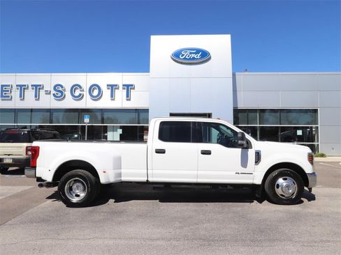 Used 2019 Ford F350 XLT w/ XLT Value Package image 14
